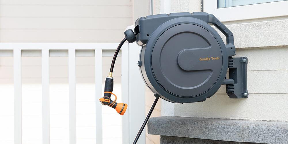 Advantages of Using an Electric Pressure Washer to Clean a Drain